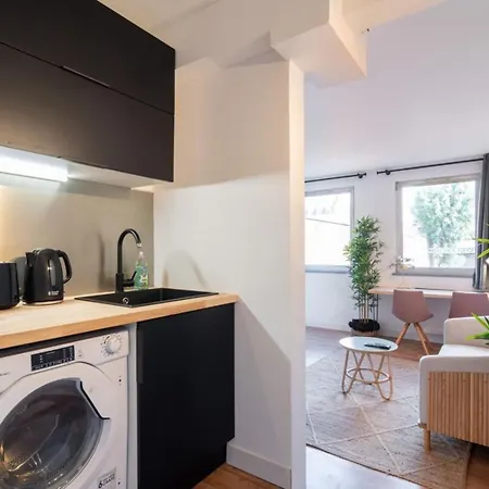 Grand' Place Of - Superb Designer Apartment *